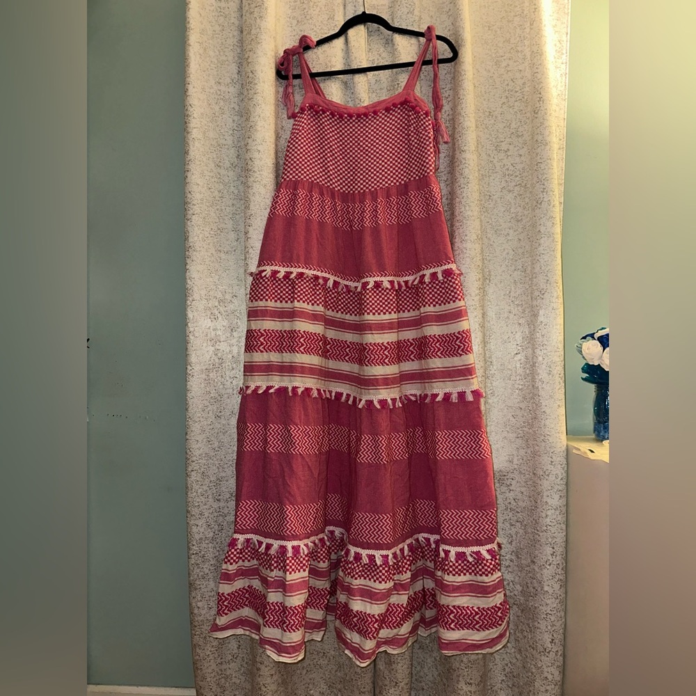 Crown & Ivy Pink and White Maxi Dress